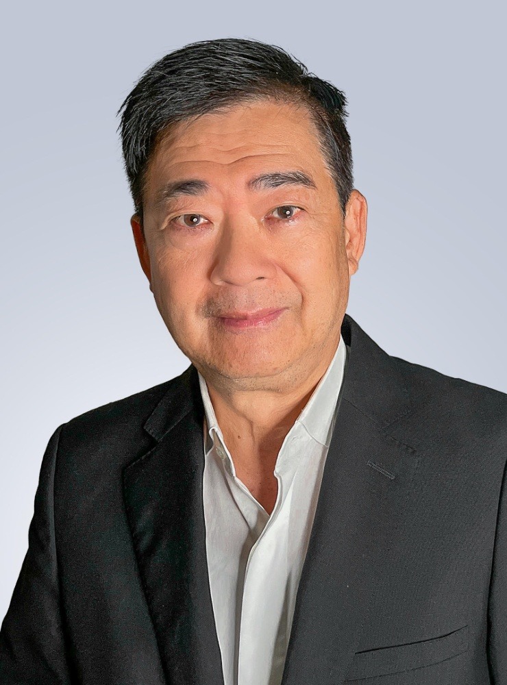 simon luk headshot